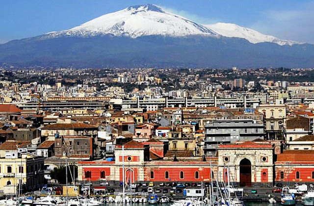 Catania, riunione del Consiglio territoriale per l'immigrazione